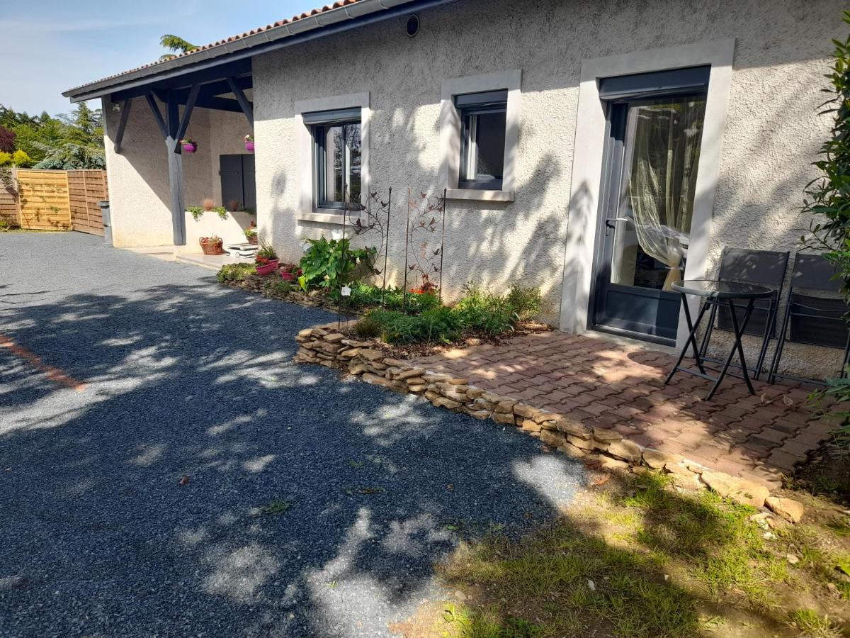 La Maison Du Bonheur, Borne De Recharge Ve Saint-Bernard  Exterior foto